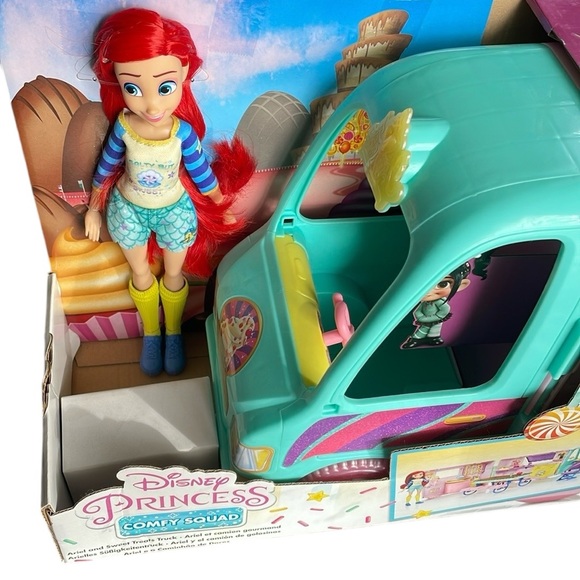 Disney Princess - Comfy Squad Ariel and Sweet Treats Truck - Picture 3 of 12